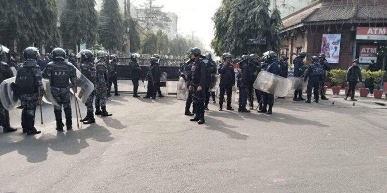 वीरगञ्ज महानगर क्षेत्रमा कर्फ्यु आदेश जारी