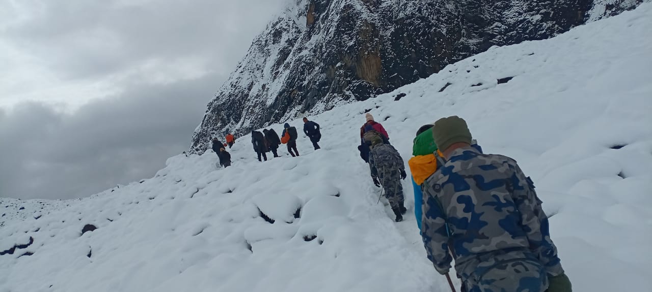 अन्नपूर्ण बेसक्याम्पबाट १६२ पर्यटकको उद्धार