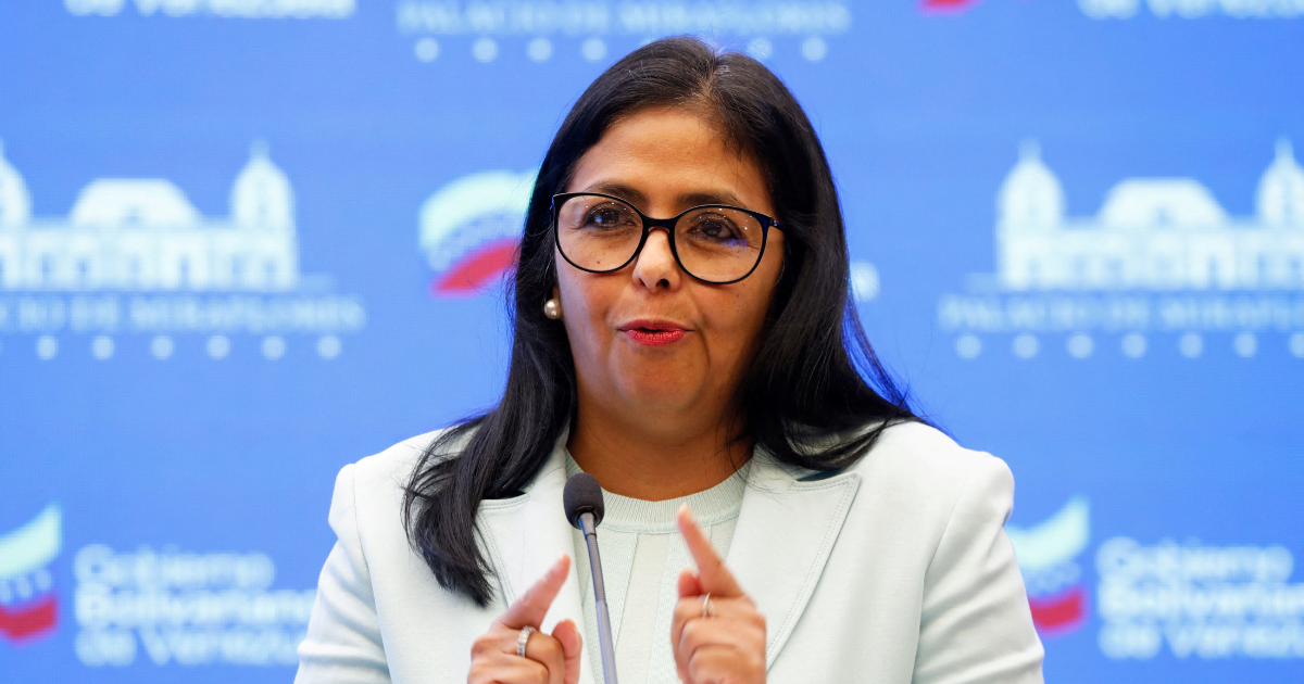 भेनेजुएलाकी उपराष्ट्रपतिद्वारा राष्ट्रपति मादुरो दम्पतीको जीवित रहेको प्रमाण माग