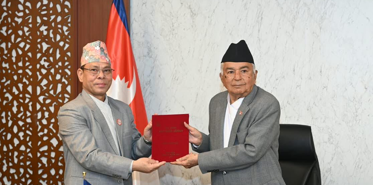 राष्ट्रपतिसमक्ष थारु आयोगको प्रतिवेदन पेस