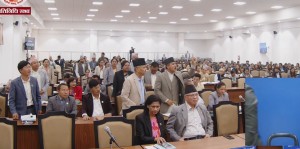 प्रधानमन्त्री बाहिरिएपछि प्रतिनिधिसभामा चर्काचर्की