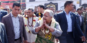 निर्वाचन सम्पन्न भएपछि प्रधानमन्त्री कार्कीले गरिन् पशुपतिमा ‘धन्यवाद पूजा’