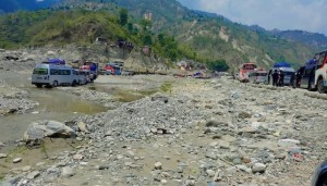 बीपी राजमार्गको काभ्रे खण्डमा राति यातायात सञ्चालनमा रोक