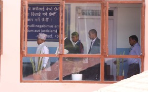 माधव नेपाललाई ३५ लाख रुपैयाँ धरौटीमा छाड्न आदेश