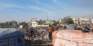 वीरगञ्ज महानगरले बिपी उद्यान अतिक्रमण गरेर व्यवसाय गर्नेलाई हटायो