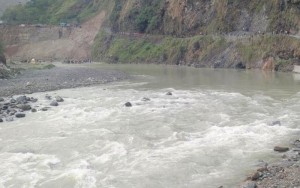 तुइन चुँडिदा महाकालीमा खसेर एक जना बेपत्ता