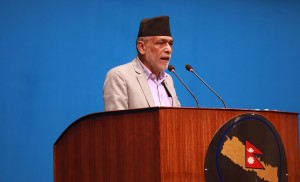 मल आपूर्ति सहज बनाउने विषय उच्च प्राथमिकतामा छ : कृषिमन्त्री अधिकारी