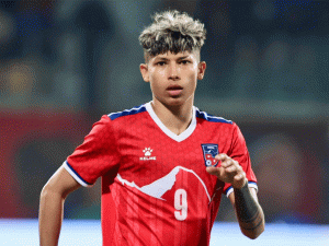 कांग्रेसले गर्‍यो साम्बाको उपचारका लागि ५ लाख सहयोग