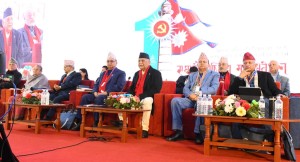 एमालेमा ब्युँत्याइयो पहिलेकै संरचना, १९ पदाधिकारीसहित ३०१ सदस्यीय कमिटी रहने