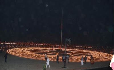 विश्व शान्तिको कामना गर्दै लुम्बिनीमा सात हजार दीप प्रज्वलन