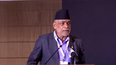 पारिवारिक खेतीलाई नाफामूलक र दिगो पेशा बनाउन ठोस कदम चाल्नुपर्छ : कृषिमन्त्री अधिकारी