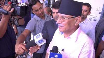 उपसभामुख हटाउने कुरा गलत छ, हामी विरोध गर्छौं : प्रचण्ड