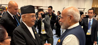 प्रधानमन्त्री ओली र भारतीय प्रधानमन्त्री मोदीबीच भेट