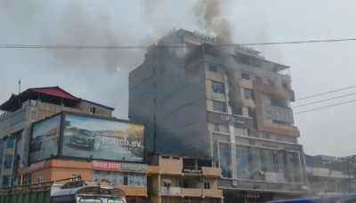 इटहरीको सेन्टर प्लाजामा आगलागी
