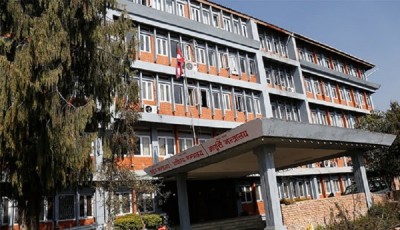 उच्च मनोबलका साथ अगाडि बढ्न उद्योगीलाई सरकारको आग्रह