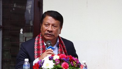 कार्यवाहक प्रधानमन्त्रीको जिम्मेवारी प्रकाशमान सिंहलाई