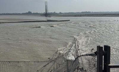दोधारा-चाँदनीको झोलुङ्गे पुलको पिल्लर भाँचियो