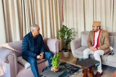 देउवा र सञ्चारमन्त्रीबीच भेट, समसामयिक विषयमा छलफल