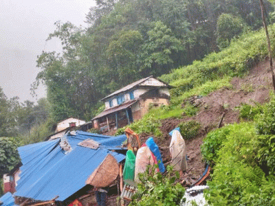 पर्वतको लाङ्दी पहिरो : श्रीमान् मृत फेला, श्रीमतीको खोजी जारी