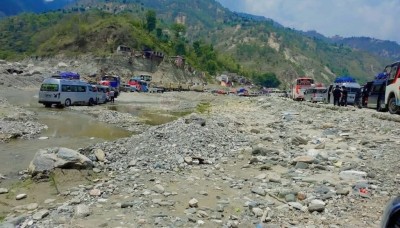 बीपी राजमार्गको काभ्रे खण्डमा राति यातायात सञ्चालनमा रोक