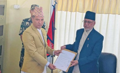 सुदूरपश्चिम प्रदेशको मुख्यमन्त्रीमा दीर्घ सोडारी नियुक्त