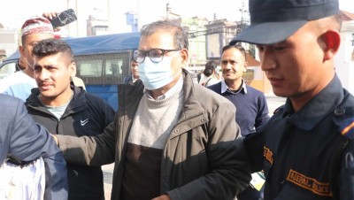महरालाई ४ दिन हिरासतमा राख्न अनुमति, स्वास्थ्य अवस्थाका कारण अस्पतालमा राख्न आदेश