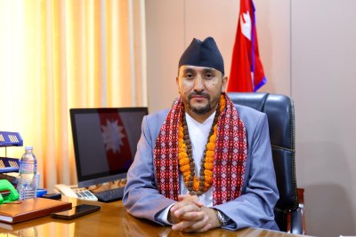 सञ्चारमन्त्री खरेलको पहिलो निर्णय- प्रमुख १० सहरका सावर्जनिक स्थानमा निःशुल्क वाइफाइ