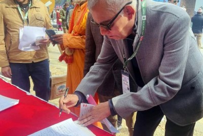हिन्दु राष्ट्रका लागि एक हजार बढी महासमिति सदस्यको हस्ताक्षर देउवालाई बुझाइयो