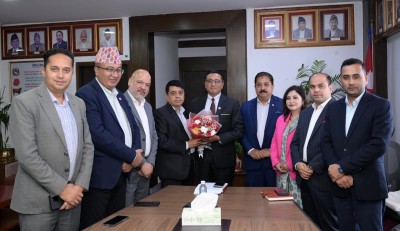 अब निजी क्षेत्रले घुस खुवाउन पर्दैन : अर्थमन्त्री डा. वाग्ले