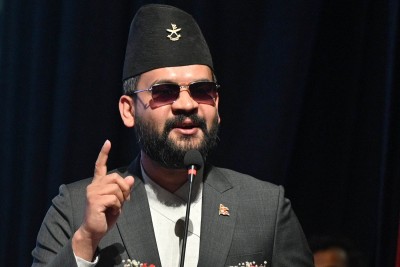 धरहराको नि:शुल्क पार्किङ बन्द हुँदैन, पत्र केपी ओलीलाई लेख्नू : बालेन