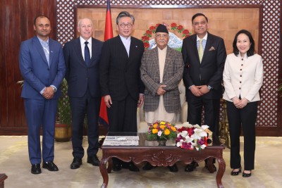 नेपालमा लगानी विस्तार गर्ने विषयमा प्रधानमन्त्री र सिंगापुरको सर्वना जुरोङ ग्रुपबीच छलफल