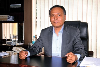 कुलमान घिसिङलाई ऊर्जामन्त्री खड्काले फेरि सोधे २४ घण्टे स्पष्टीकरण