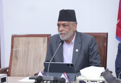 कृषिमन्त्री अधिकारीले दिए राजीनामा