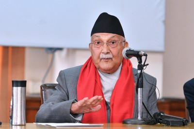 जनता र पार्टीको काममा सक्रिय हुनेलाई मात्रै टिकट दिइनेछ : ओली