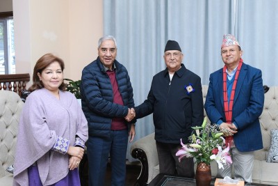 कांग्रेस सभापति देउवा र एमाले अध्यक्ष ओलीबीच भेटवार्ता