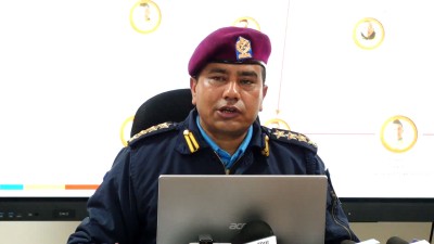 काठमाडौंमा लुटपाट र आतंक मच्चाउने १० जना पक्राउ