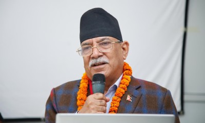 प्रचण्डको कटाक्ष- 'बाबुरामलाई बुद्धि नभएको डाक्टर भनेर चिन्छन्'