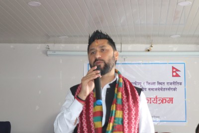 दबाब र प्रभावबिना काम गर्न गृहमन्त्री लामिछानेको निर्देशन