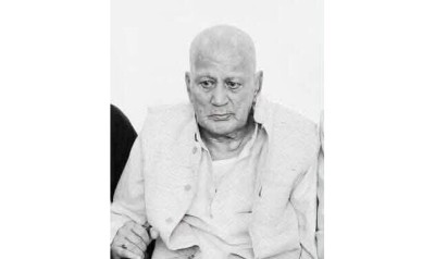 रहेनन् पूर्वमन्त्री राजेन्द्र खरेल