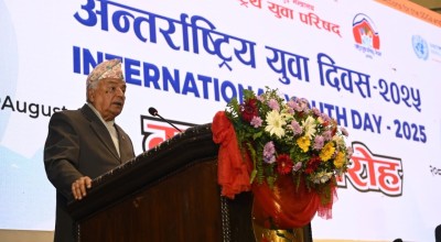 युवाहरुलाई राष्ट्रपतिको सुझाव- 'वर्तमान राजनीतिक व्यवस्थाको जगमा उभिएर मुलुकको भाग्य र भविष्य कोर्नुस्'