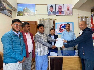 शैलुङमा पर्यटकीय संरचना गाउँपालिकालाई हस्तान्तरण