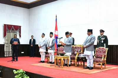उपप्रधान तथा स्वास्थ्यमन्त्री यादव र वन मन्त्री साहले लिए शपथ