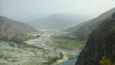 सुनकोशीमा डुबेका किशोर तीन दिनदेखि बेपत्ता, गोताखोर झिकाइँदै