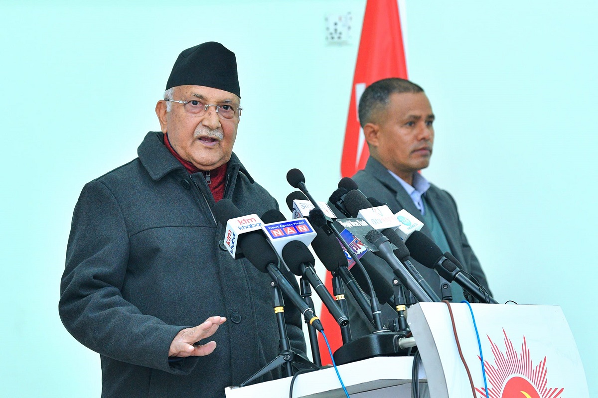 बर्बादी नरोकिए वर्तमान गठबन्धन भत्काएर भएपनि सरकार सञ्चालन गर्छौं : ओली
