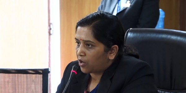 संसदीय समितिको आग्रह- बिनु र निहारिकालाई गृहमन्त्रीसँग भेट्ने वातावरण बनाइदिनू