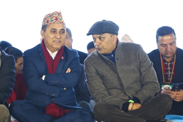 गगन–विश्वलाई निष्काशन गर्ने संस्थापन पक्षको निर्णय