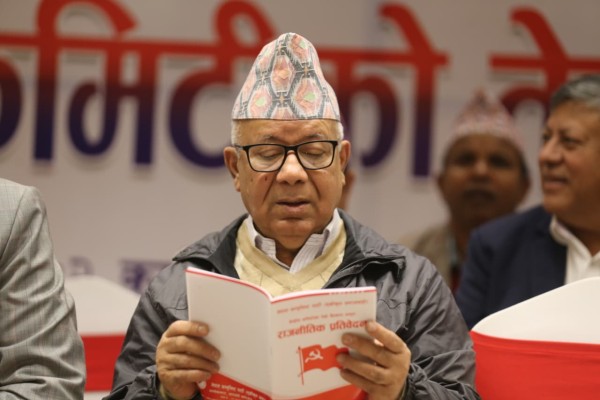 ओलीसामु आत्मसमर्पण गर्नेहरूले नेकपा एसको औचित्य पुष्टि भएन भनिरहेका छन् : माधव नेपाल