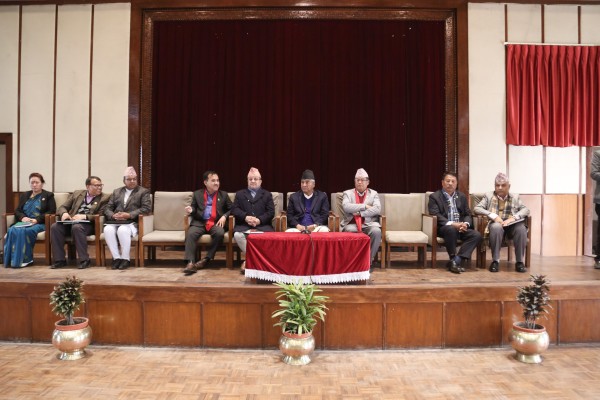 कांग्रेस संसदीय दलको बैठक : अध्यादेशका विषयवस्तुबारे सांसदलाई ब्रिफिङ