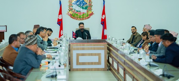 विश्वविद्यालयमा दलीय राजनीति निषेध गर्न उपकुलपतिहरूलाई प्रधानमन्त्री शाहको निर्देशन