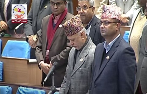 प्रतिनिधि सभा बैठकमा प्रतिपक्षी दलले जनाए विरोध, जवाफ दिन सभामुखको रुलिङ